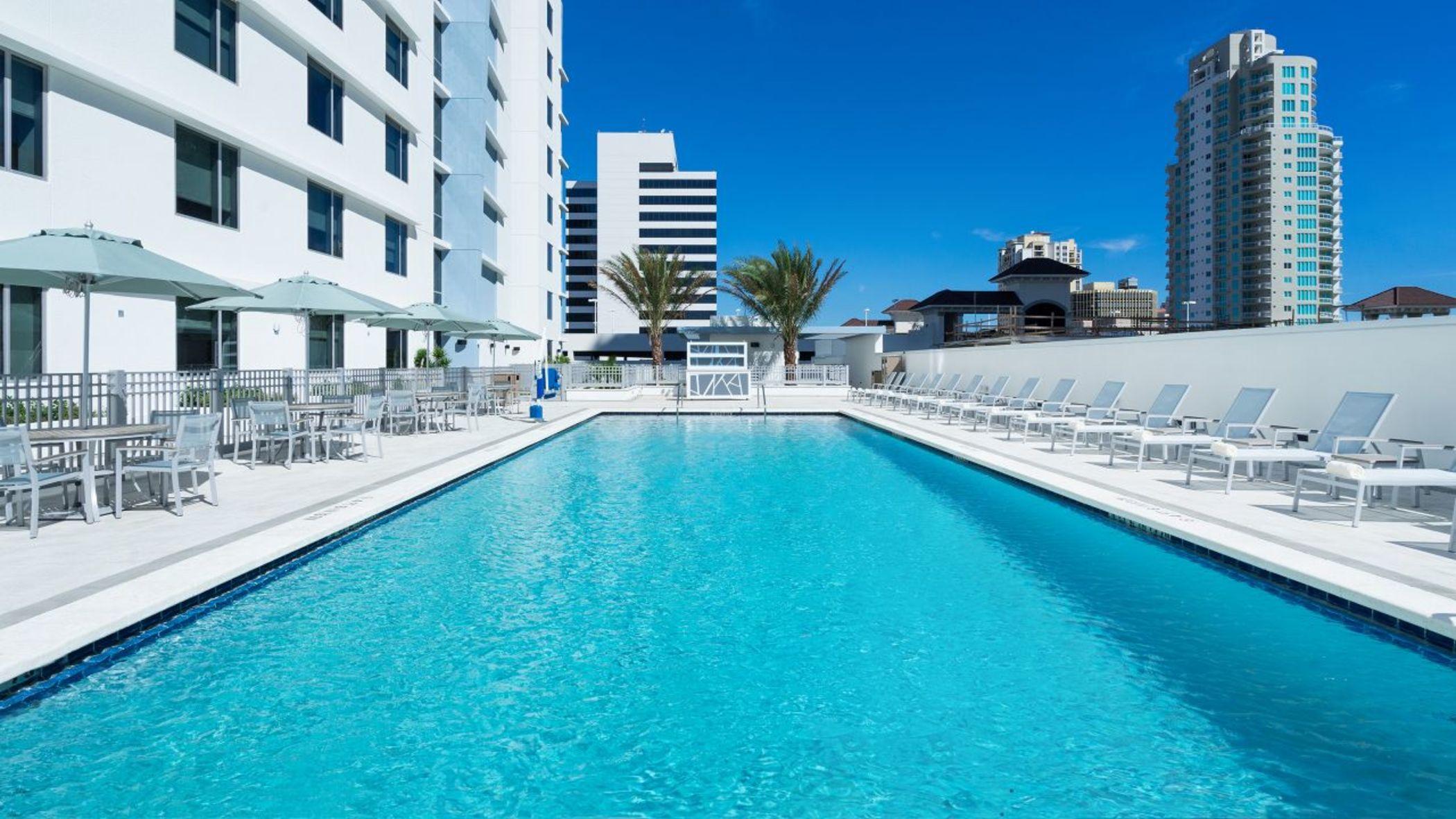 Hyatt Place St. Petersburg/Downtown Exterior photo