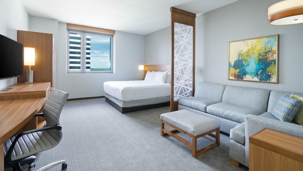 Hyatt Place St. Petersburg/Downtown Exterior photo